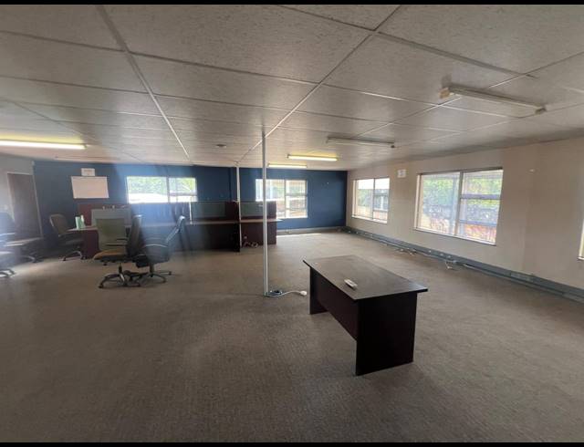 600M² OFFICE FOR SALE IN THREE RIVERS PROPER